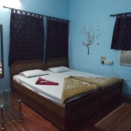 Aakash Ganga Holidays Hotel Calcutta Buitenkant foto