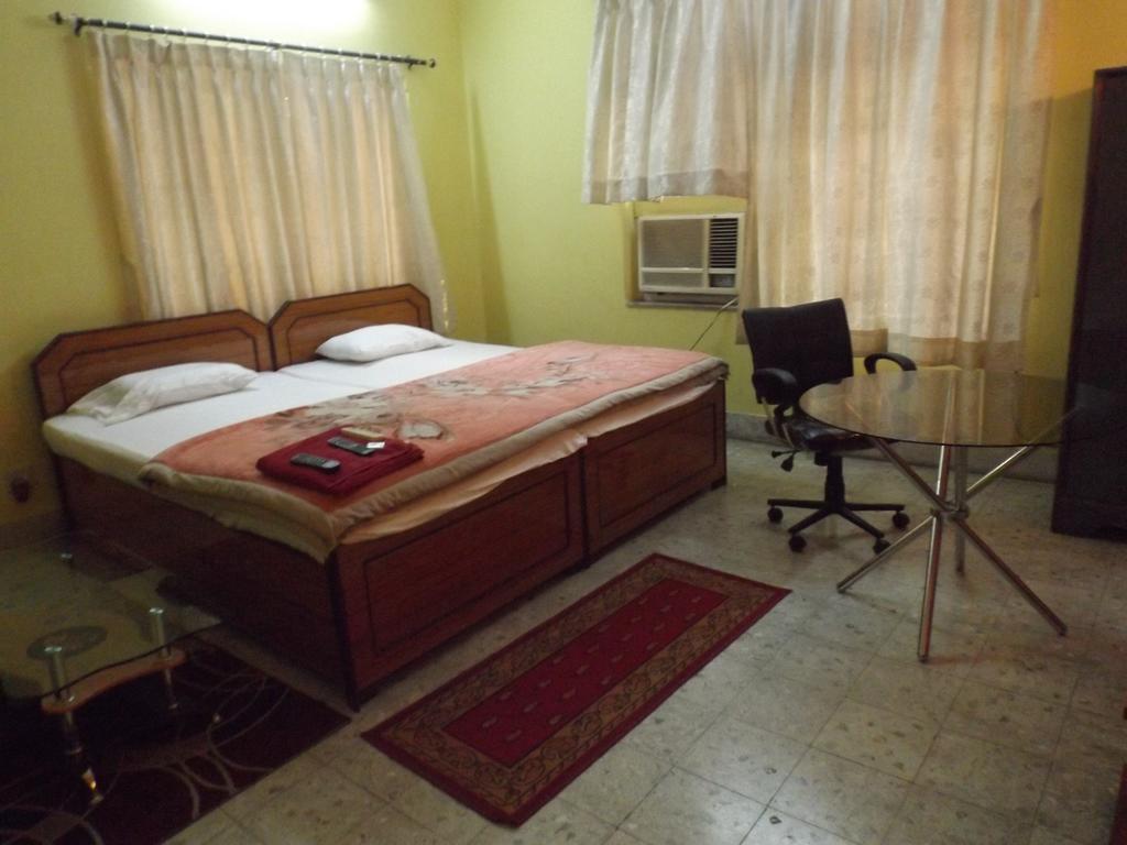 Aakash Ganga Holidays Hotel Calcutta Buitenkant foto