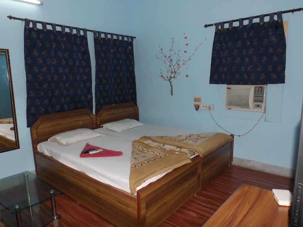 Aakash Ganga Holidays Hotel Calcutta Buitenkant foto