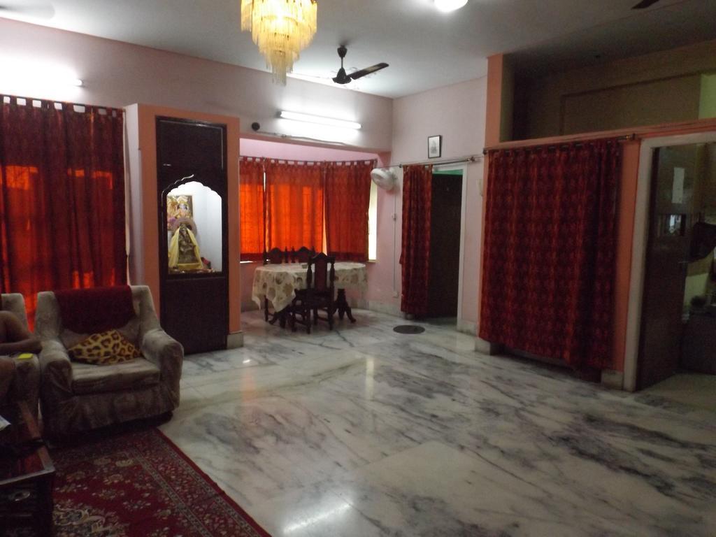 Aakash Ganga Holidays Hotel Calcutta Buitenkant foto